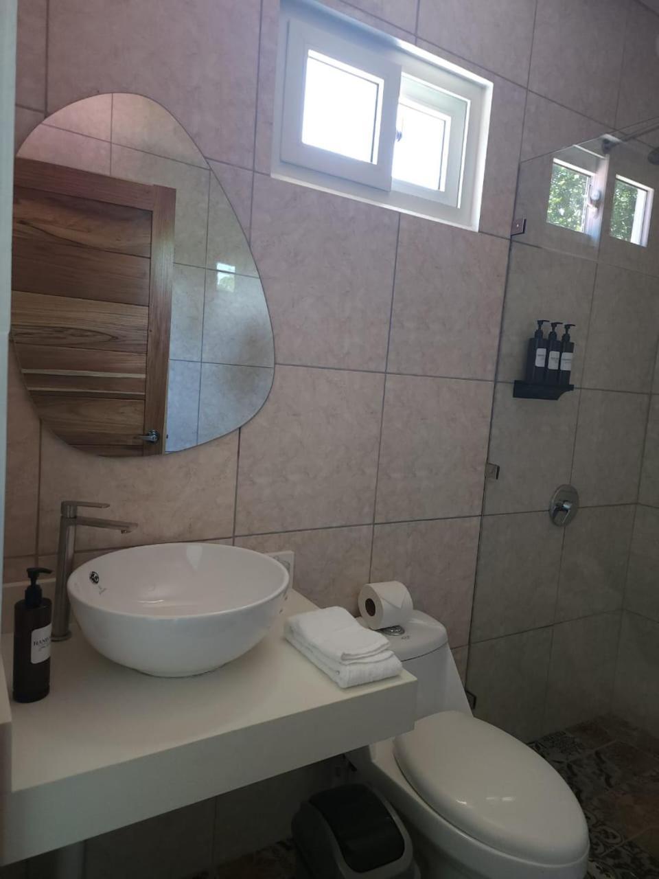Alma Del Bosque Hotel トルトゥゲーロ エクステリア 写真