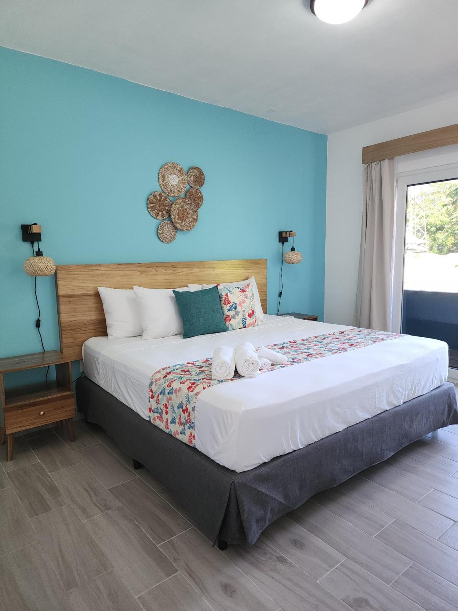 Alma Del Bosque Hotel トルトゥゲーロ エクステリア 写真